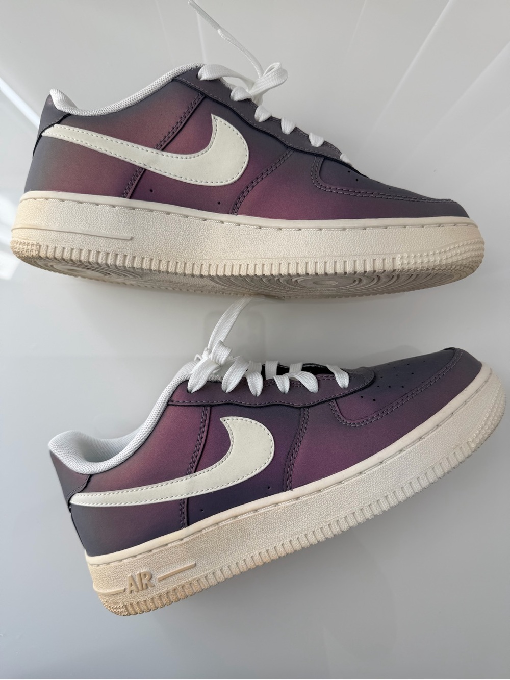 2017 Nike Air Force 1 '07 LV8 'Iridescent' - Size W7/5Y/37.5EUR